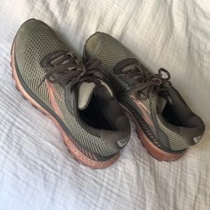 Brooks Adrenaline GTS Grey/Rose Gold Pink/10